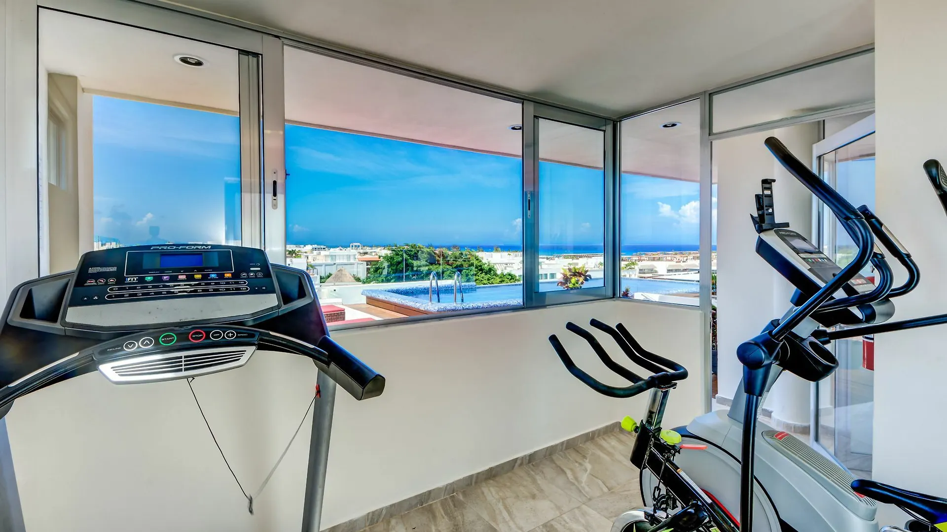 Apartmán Penthouse Skyline 2Br 2Bathr & Balconies Playa del Carmen 0*,